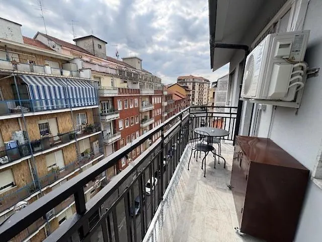 Apartment Miky House *